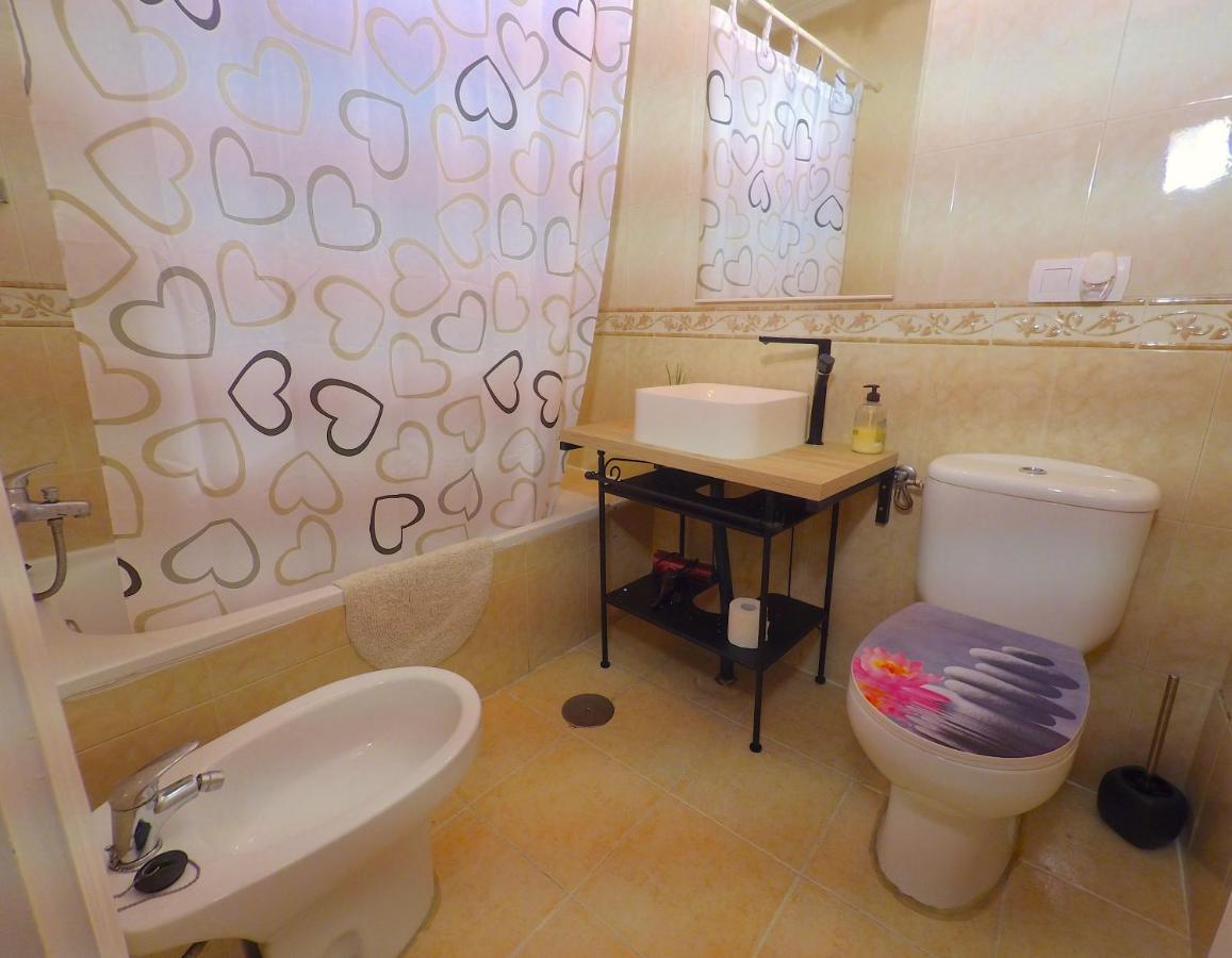 Apartamento En El Centro Para 4 Personas เซบีญา ภายนอก รูปภาพ